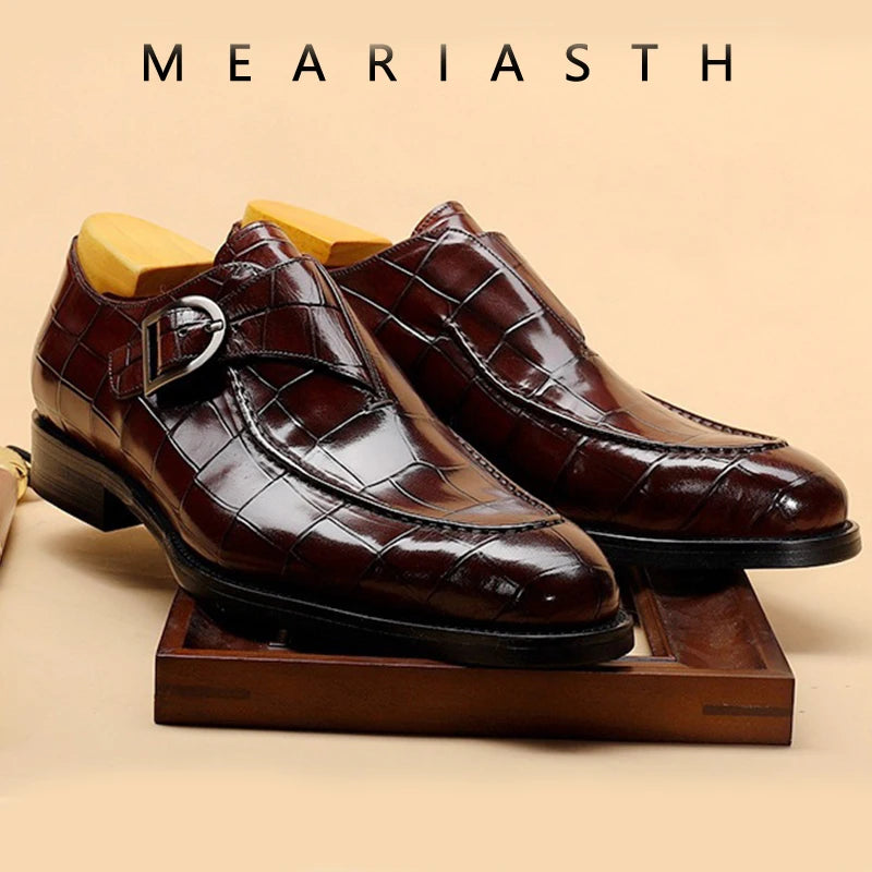 2024 Retro Men Formal Shoes Slip on Men Casual Loafers Brand Moccasin Buckle Brogue Business Formal Men Shoes Spring New Style