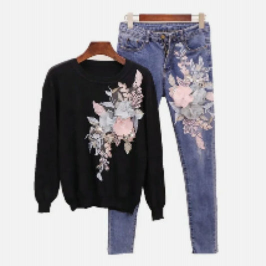 long sleeve knitted sweatshirt top and ladies jeans pant two piece set.