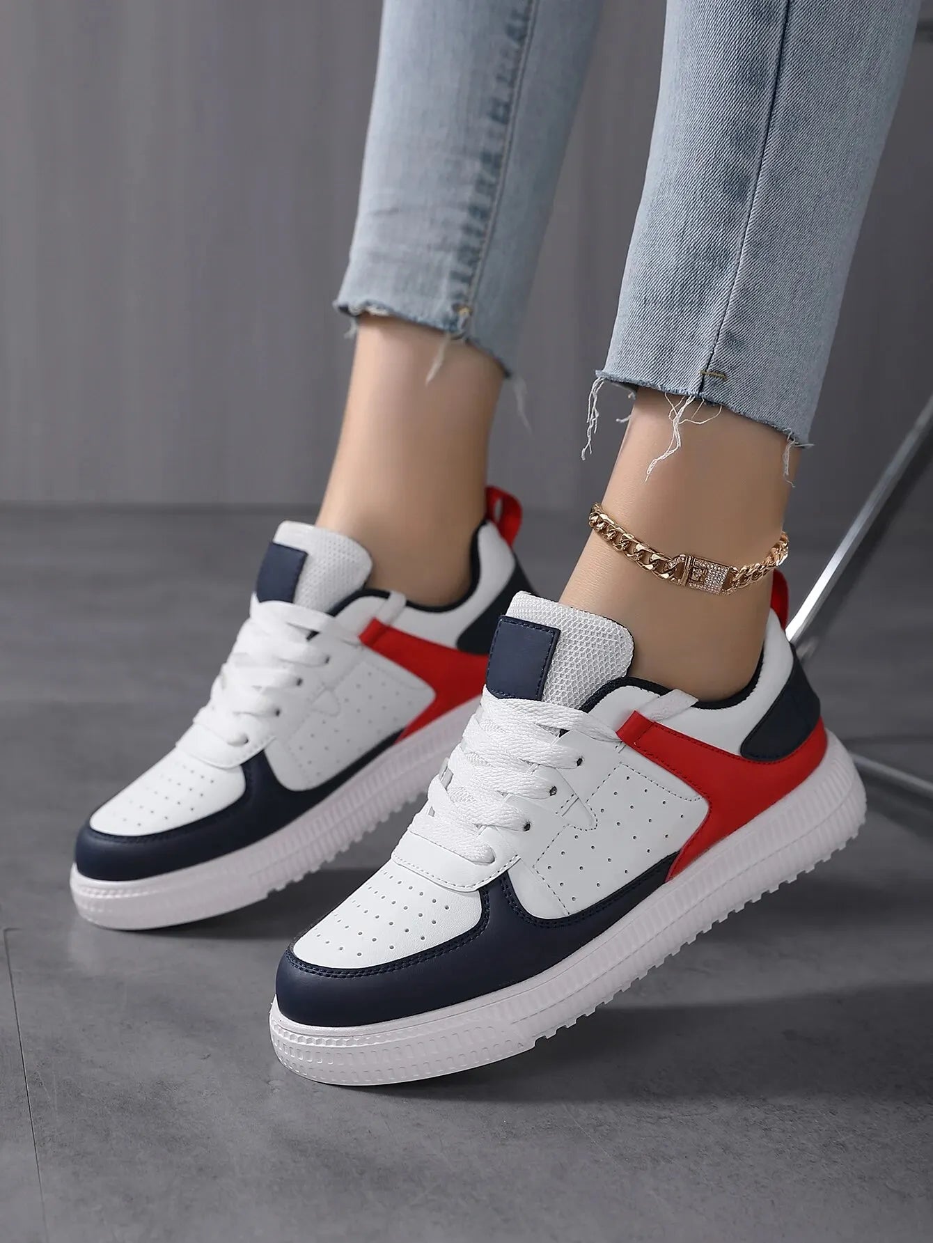 Ladies' Fashion Stitching Color Round Head Leisure Skateboard Shoes,