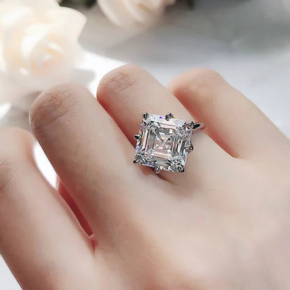 Huitan Big Princess Square Cubic Zirconia Crystal Rings for Women Luxury Trendy Wedding Accessories Fashion Contracted Jewelry