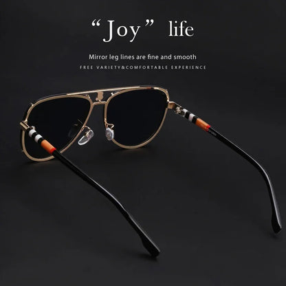 2024 New Arrival Men's Luxury Retro Stripe Style Sunglasses Women Brand Design Double Beam Cool Driving Sun Glasses Oculos Gafas